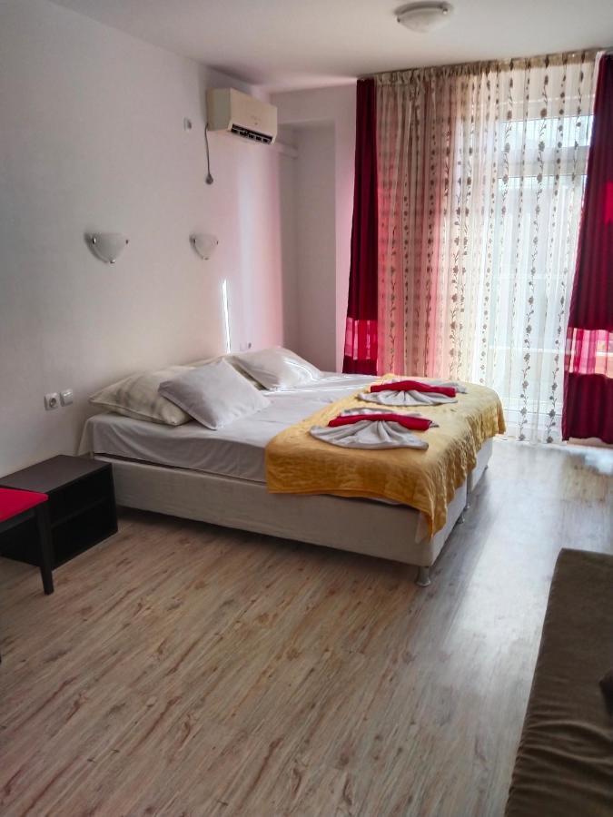 Appartamento Apartament Janet Pomorie Esterno foto