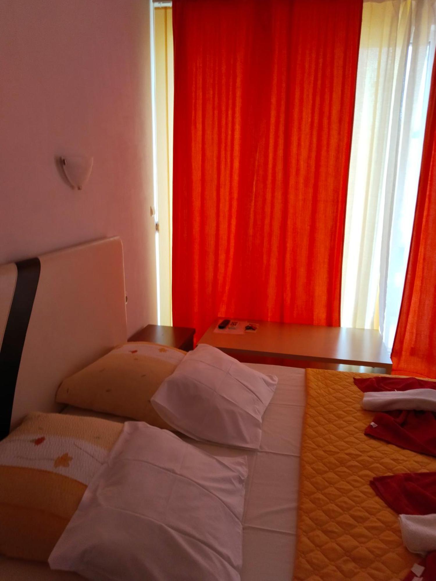 Appartamento Apartament Janet Pomorie Esterno foto