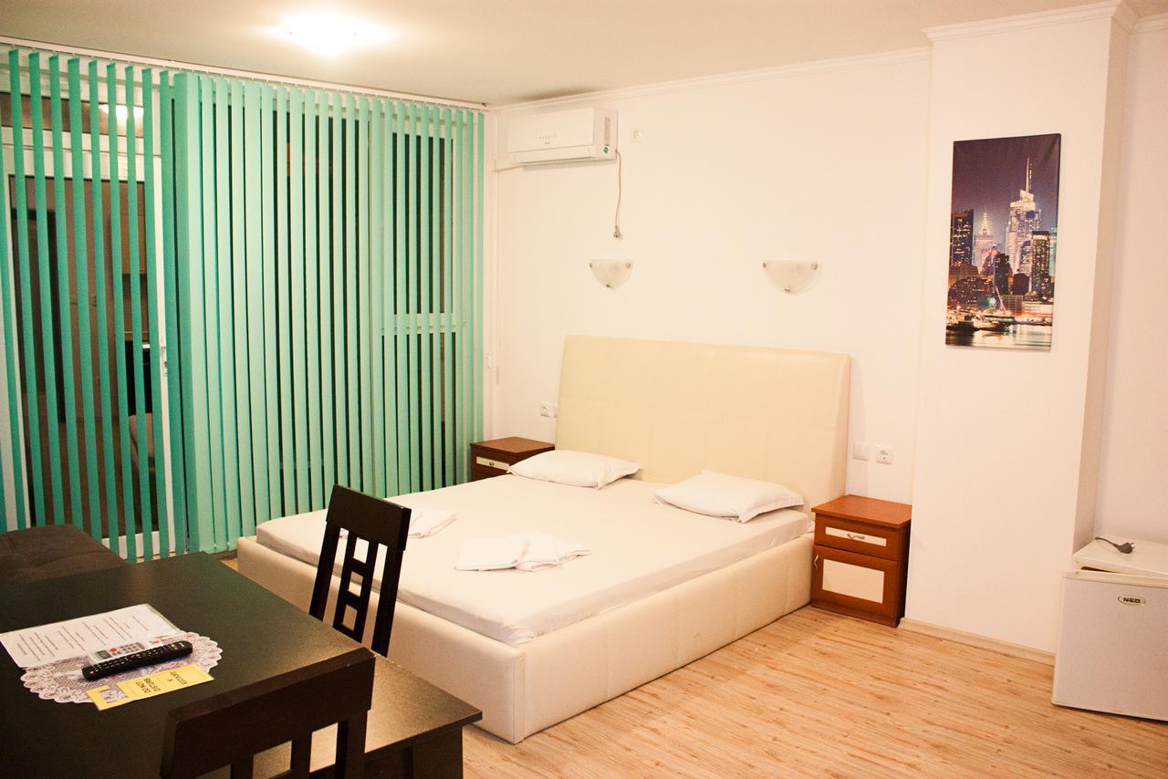 Appartamento Apartament Janet Pomorie Esterno foto