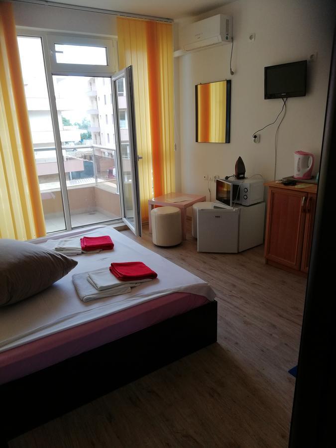 Appartamento Apartament Janet Pomorie Esterno foto