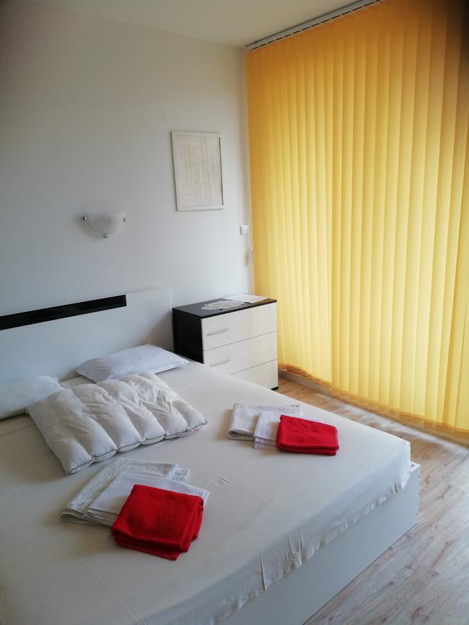 Appartamento Apartament Janet Pomorie Esterno foto