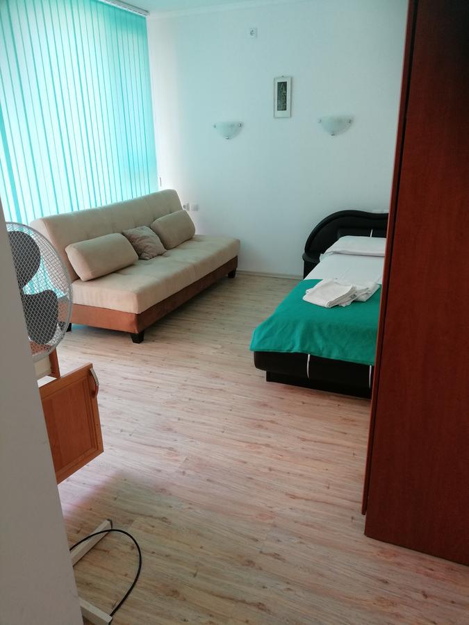 Appartamento Apartament Janet Pomorie Esterno foto